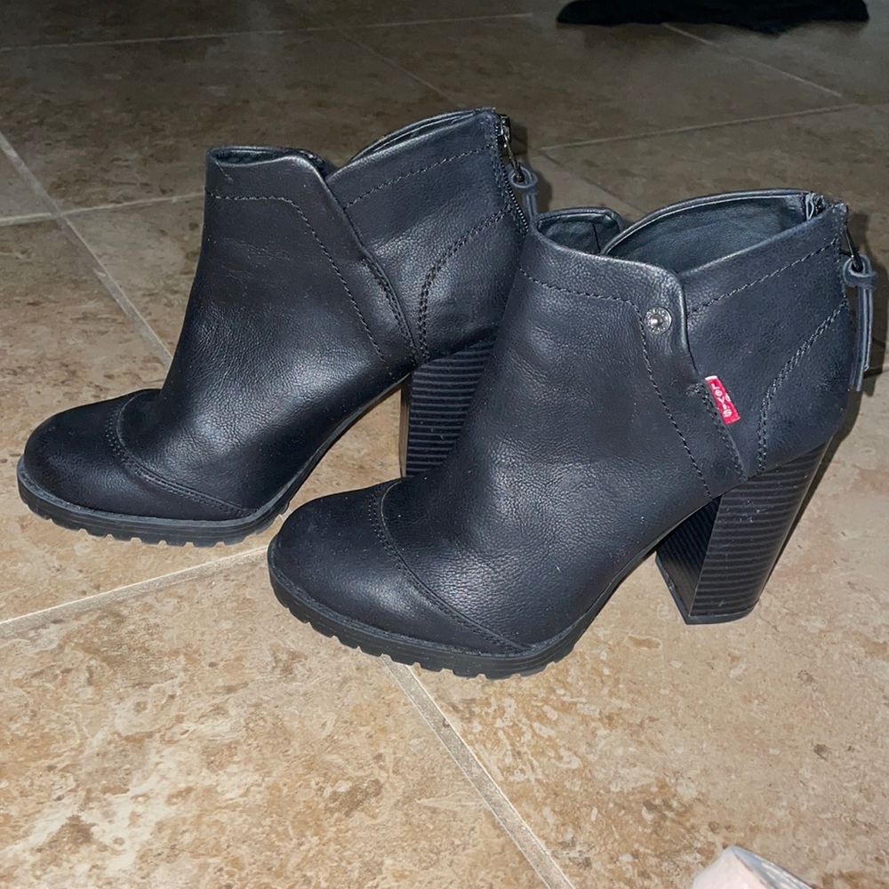 Levi’s ankle booties